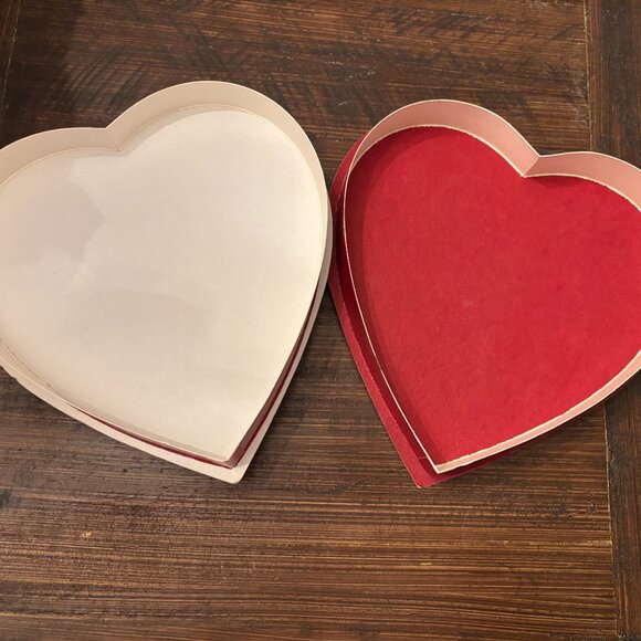 Vintage Heart Shaped Valentine's Candy Box Decorated with Lace, Ribbon, Rose 9.5 - Picture 2 of 5